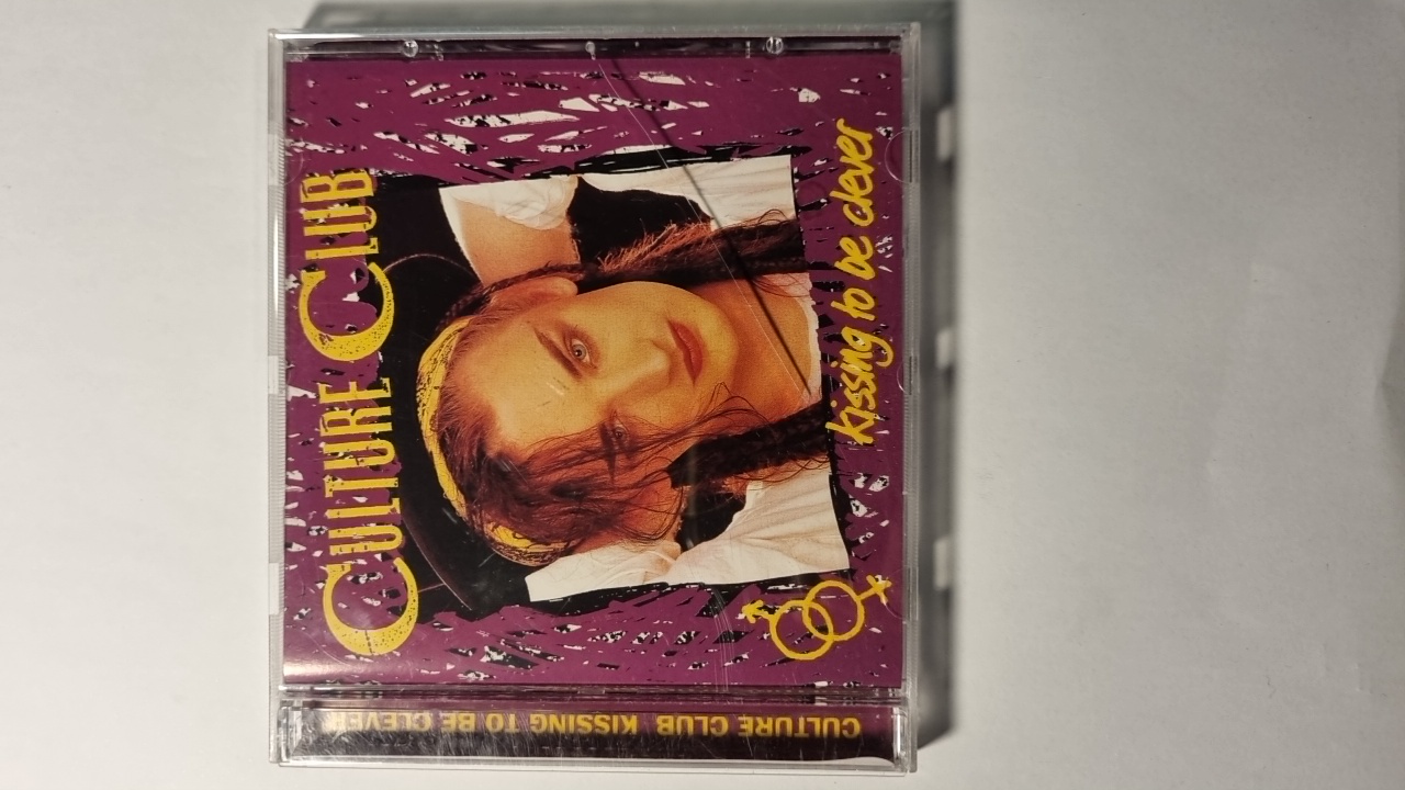 Culture Club - Kissing To Be Clever