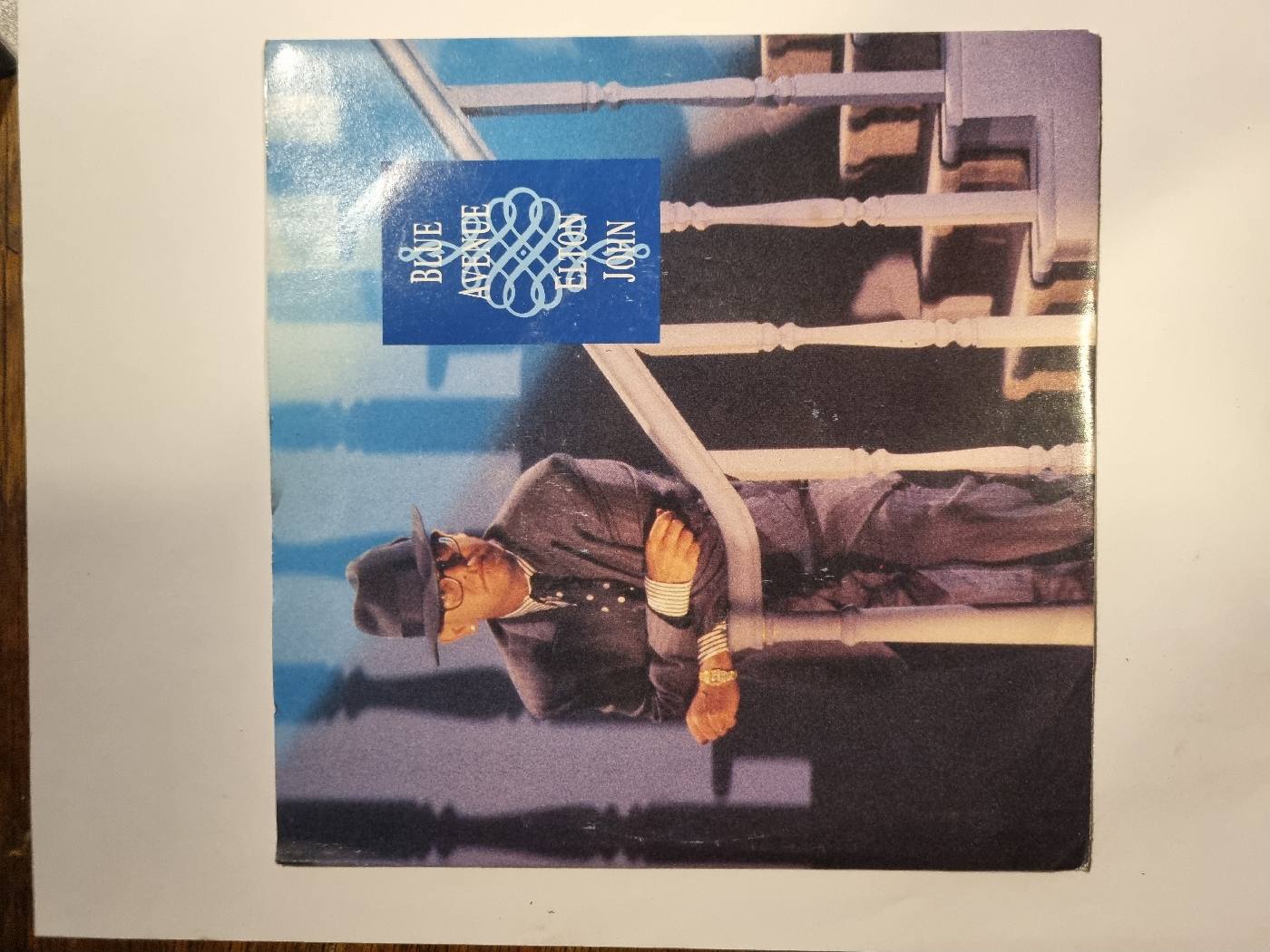 Elton John - Blue Avenue - foto 1