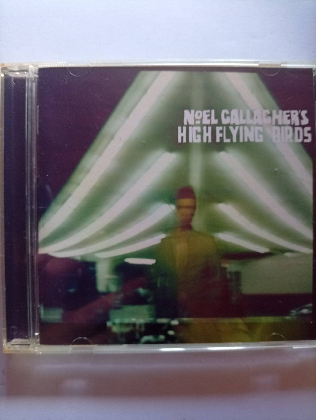 Noel Gallagher's High Flying Birds - Noel Gallagher's High Flying Birds - foto 1