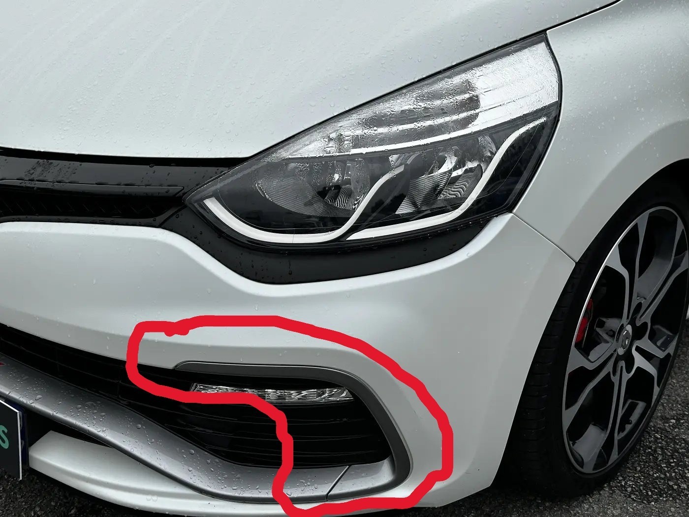Renault Clio 4 RS Phase 1 F1 voorbumperlijst 2012-2016 - foto 1