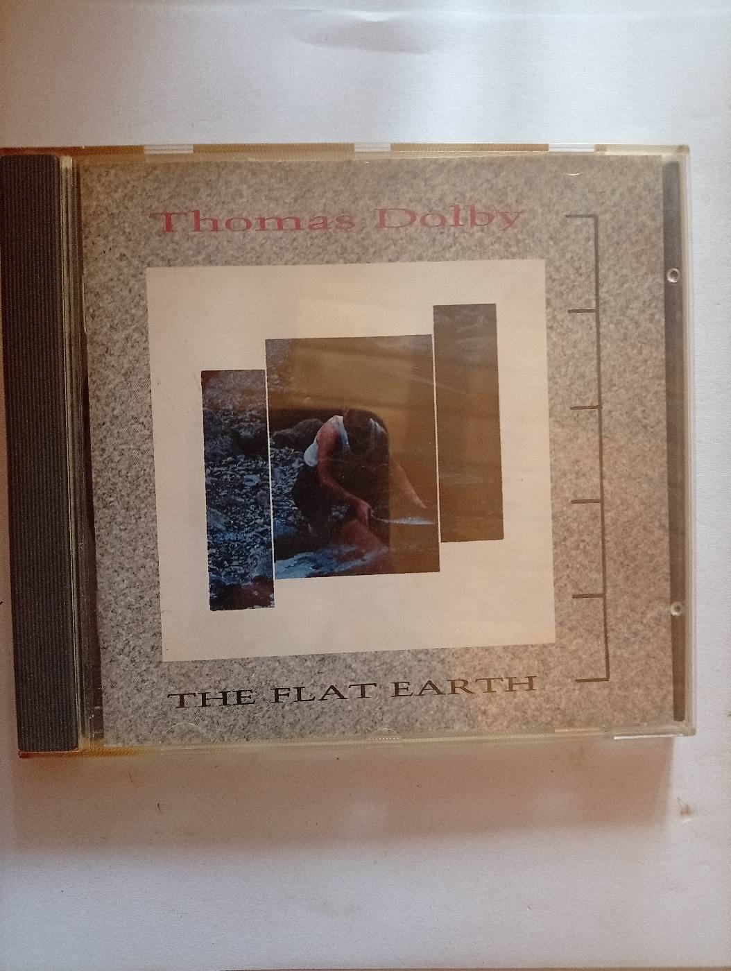 Thomas Dolby - The Flat Earth - foto 1