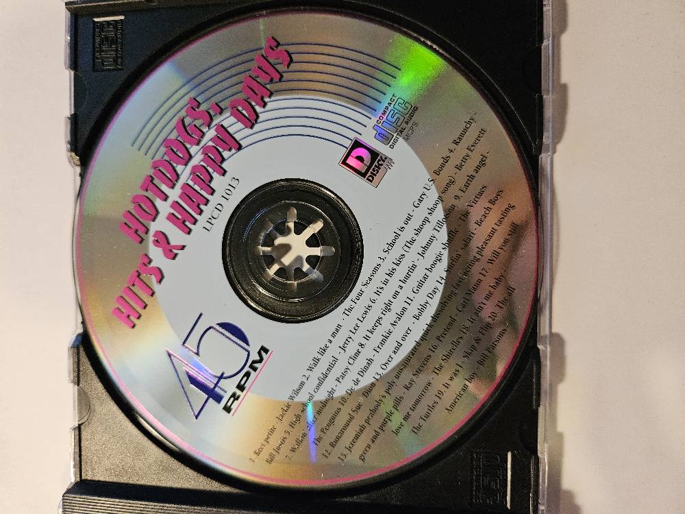 Various - Hotdogs, Hits & Happy Days - foto 1